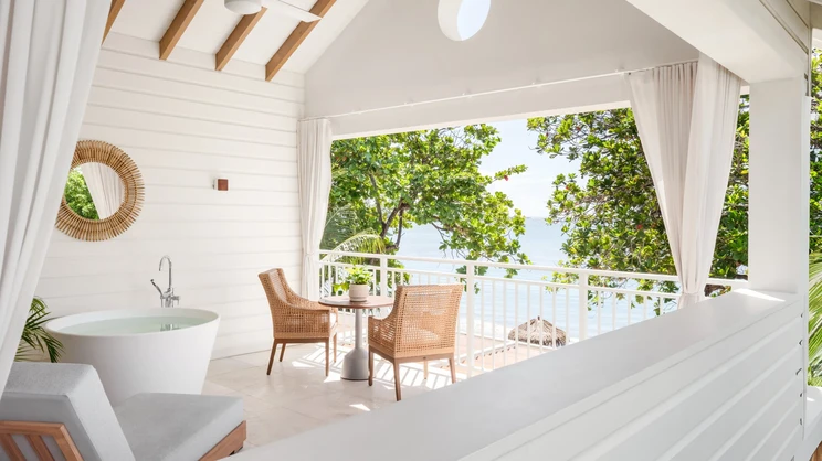 Sandals Halcyon Beach